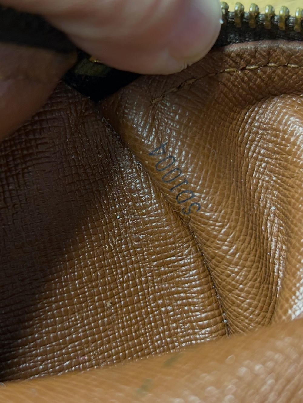 LOUIS VUITTON PAPILLON/ BARREL BAG - Picture 10 of 13